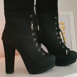High Heel Lace Up Ankle Fur Bootie